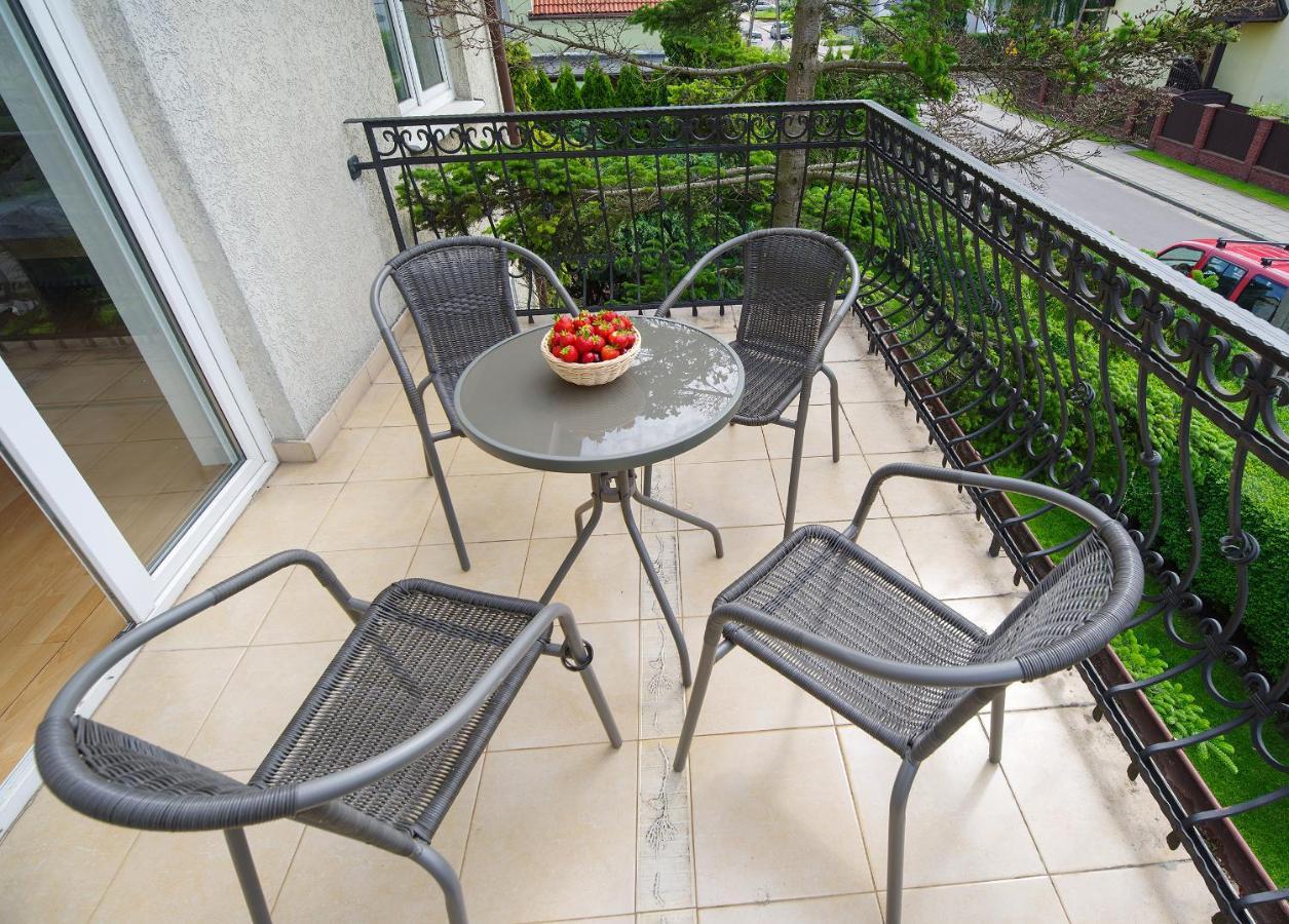 Happiness House Balcony & Garden Feriehus *